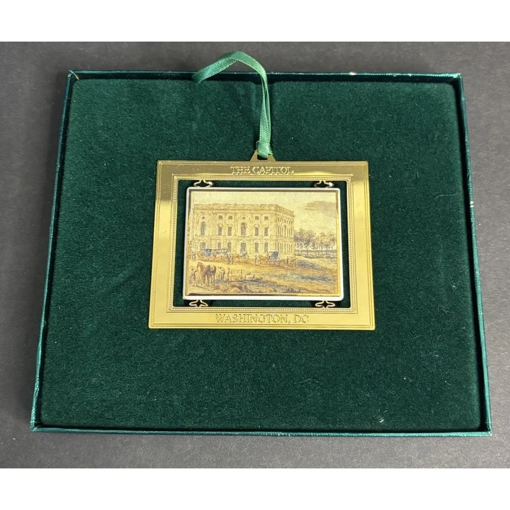 3 White House Historical Association Ornaments 1 US Capitol 1992 2004 2020 2000